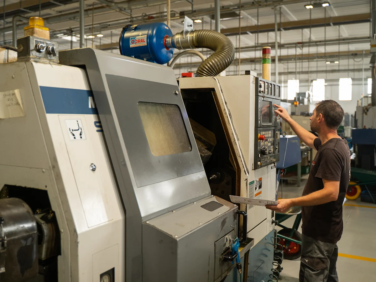 minuterie-metalliche-di-precisione-per-componenti-medicali-verona-mantova
